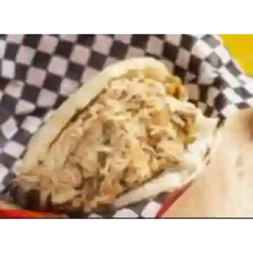 1 Arepa de Mozarela,arepa de Pollo Agua