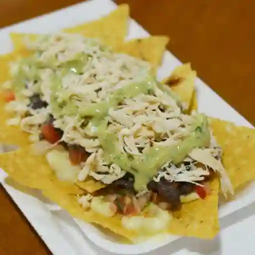 Nacho con Pollo