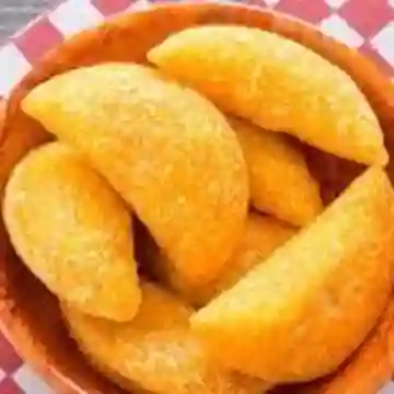 Empanadas de Pollo 15Cm