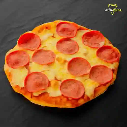 Pizza Gigante Salami Italiano