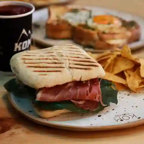 Sandwich Jamón Serrano