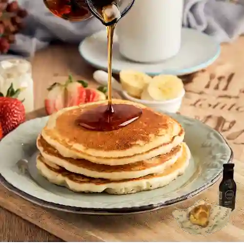 Pancakes de la Abuela +Empanada Argentina +Té Hatsu