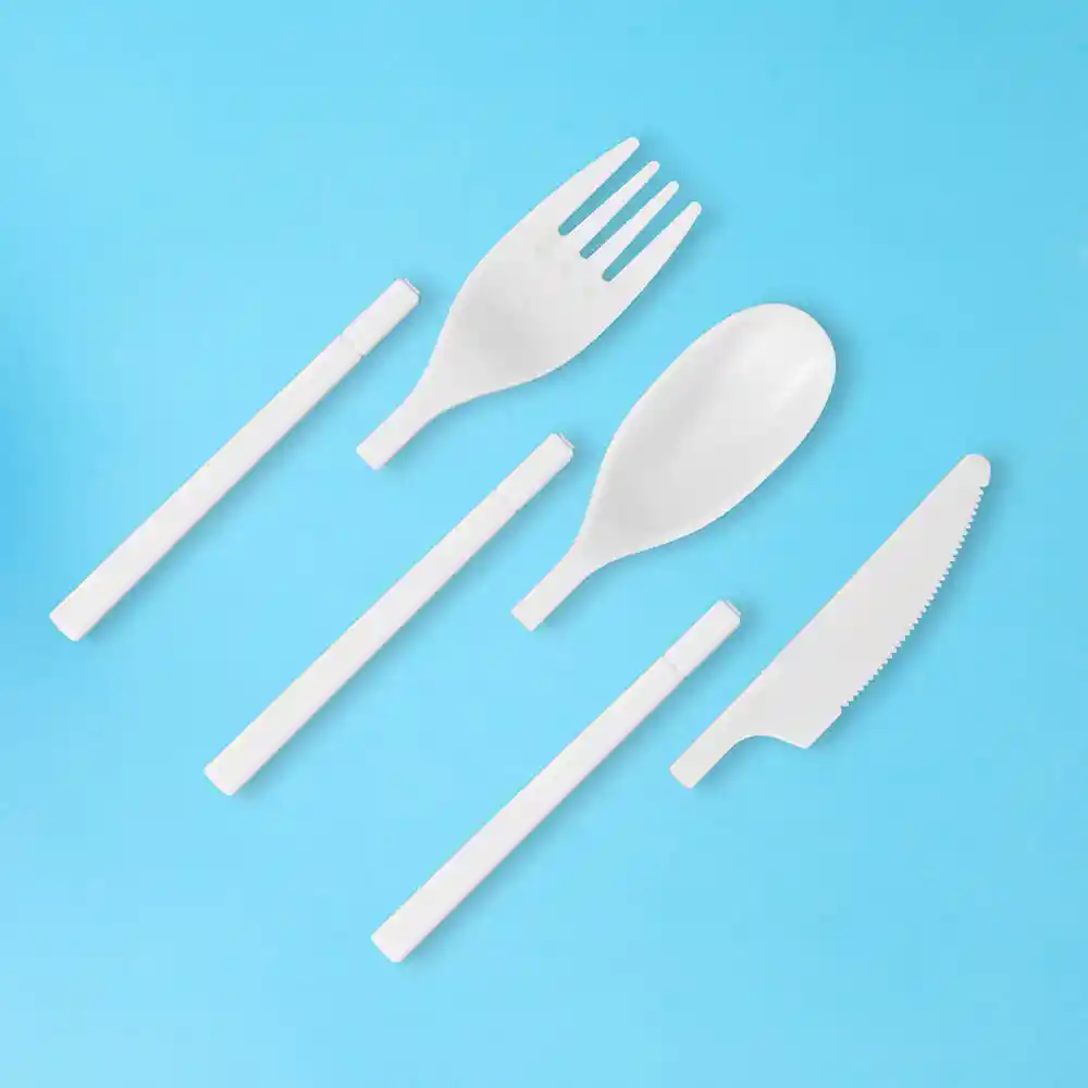 Miniso Kit de Cubiertos de Plástico Desarmables Blanco