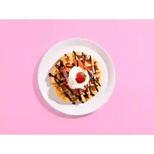 Waffle de Fresas con Crema