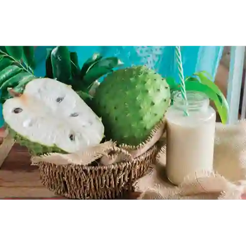 Jugo de Guanabana en Agua de 16 Onz