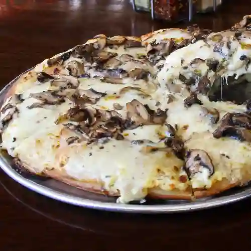 Pizza Estofada Alfredo 31cm