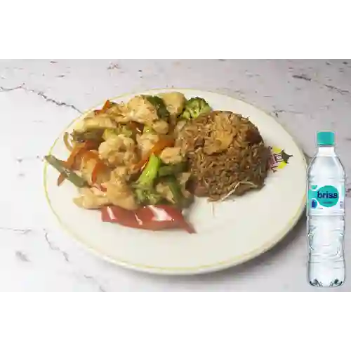 Combo Arroz c/ Chop Suey de Pollo +Brisa S/gas 600ML