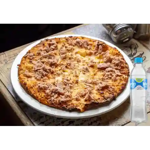 Combo Pizza Atún Cebolla + Brisa Sin Gas 600 ml