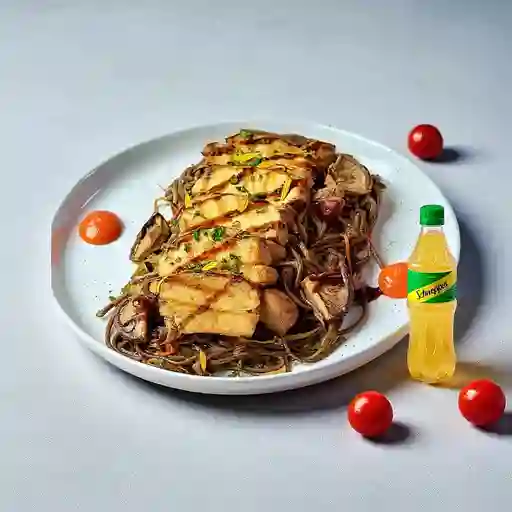Combo Yakisoba Pollo + Schweppes Ginger Ale 400ML