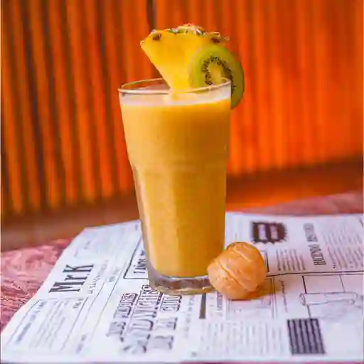 Tropikosher (kiwi, Mandarina, Piña)