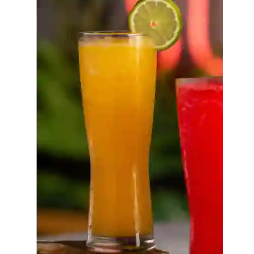 Jugo en Agua de Maracuyá