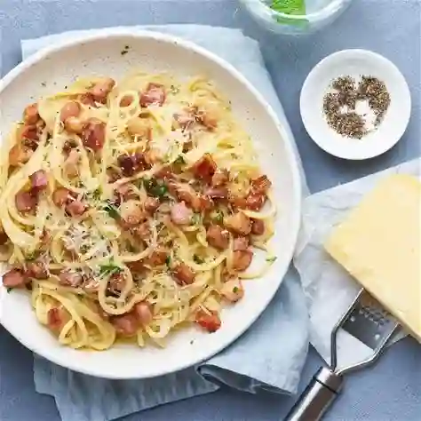 Espaguetis Carbonara