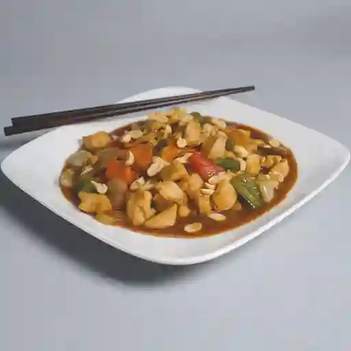 Pollo con Salsa Picante