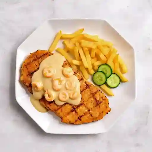 Filete de Pollo en Salsa de Camarones