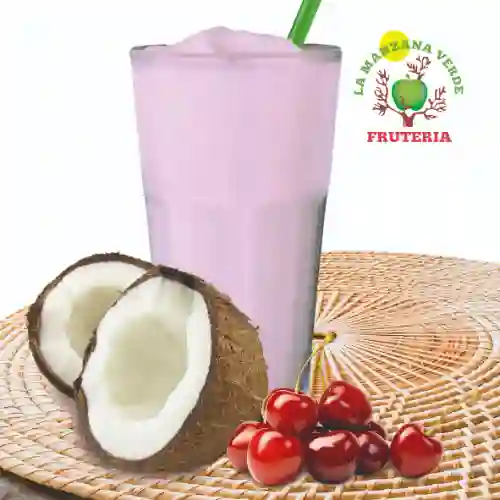 Granizado Coco Cereza con Leche
