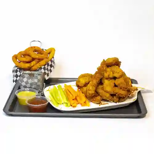 12 Chicken Tenders + Acompañamiento