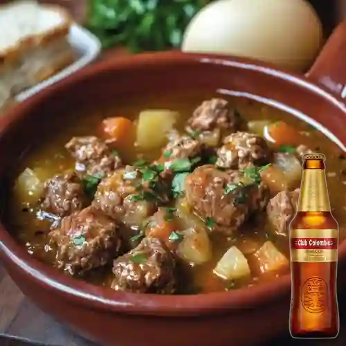 Combo Caldo de Albóndiga + Club col. Dorada Bot. 330ml