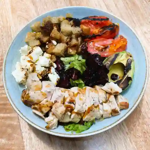 Ensalada de Pollo a la Parrilla.