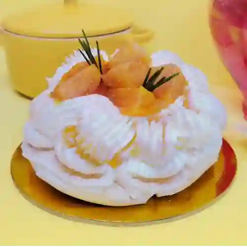 Pavlova Uchuva con Maracuyá Personal