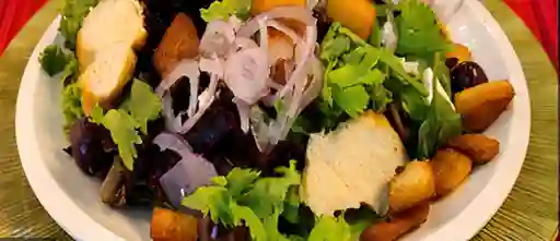 Ensalada Toscana
