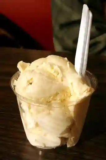 Vaso de Helado y Queso con Dos Bolas
