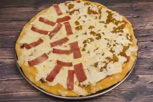 Pizza mediana x mitades. 30cm