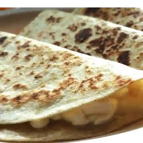 Quesadilla Pollo y Champiñón