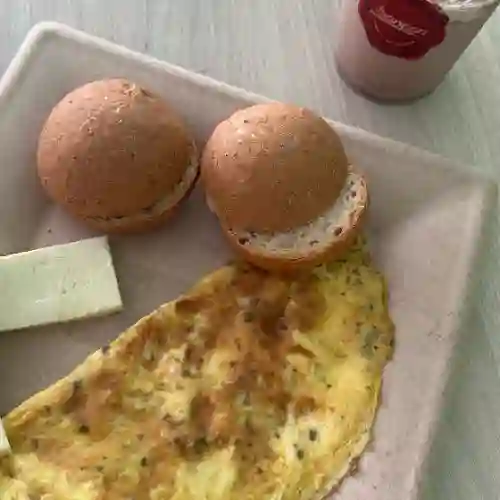 Desayuno Huevos Omelet