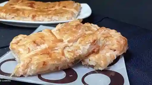 Pastel Tocineta y Queso