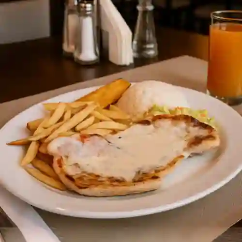 Pechuga a la Plancha en Salsa Bechamel