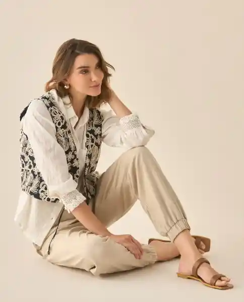 Pantalón Cáfe Barro Medio Talla 12 633G007 Esprit