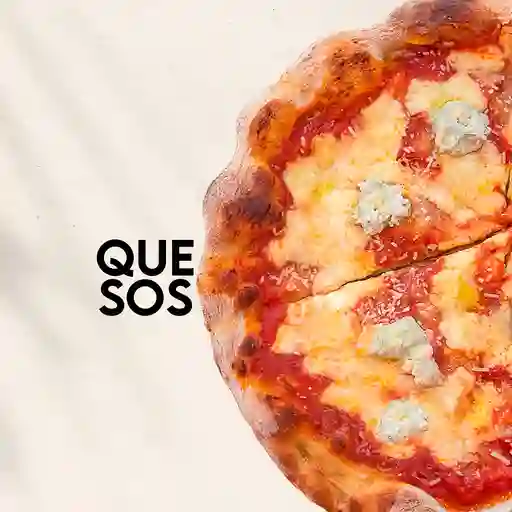 Cuatro quesos + bebida