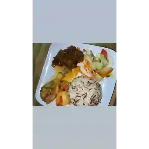 Corriente de Pollo Guisado