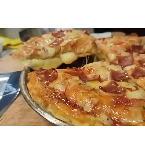 Fugazzetta napolitana mediana