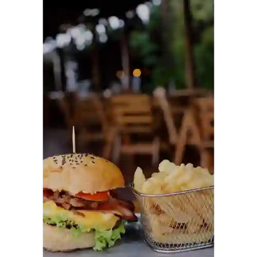 Hamburguesa Al Carbón