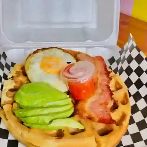 Combo Waffle de Pandeyuca+bebida+fruta