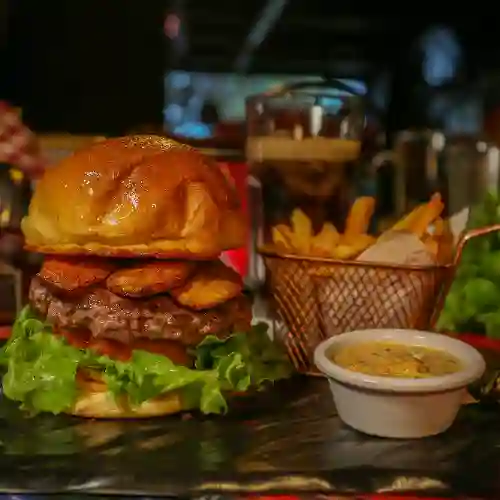 Combo Hamburguesa la Chorreada
