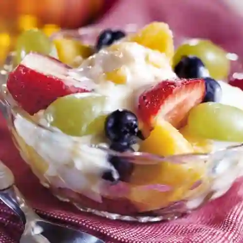 Ensalada Yogurt Griego
