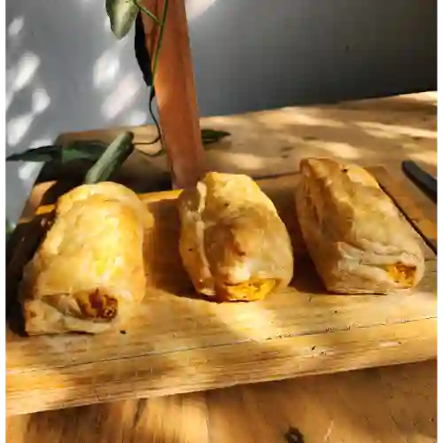 Pastelito Pollo