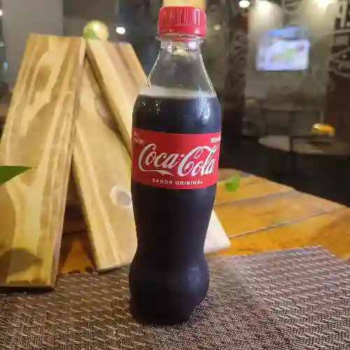 Gaseosa Coca-Cola de 300 ml