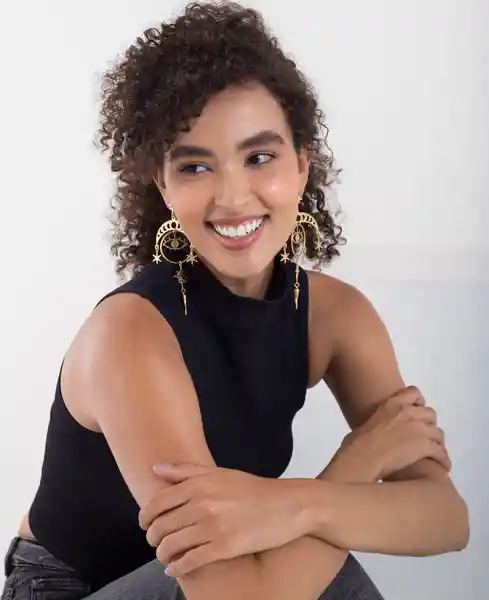 Aretes Dorados Amarillo Dorado Oscuro Mujer Naf Naf