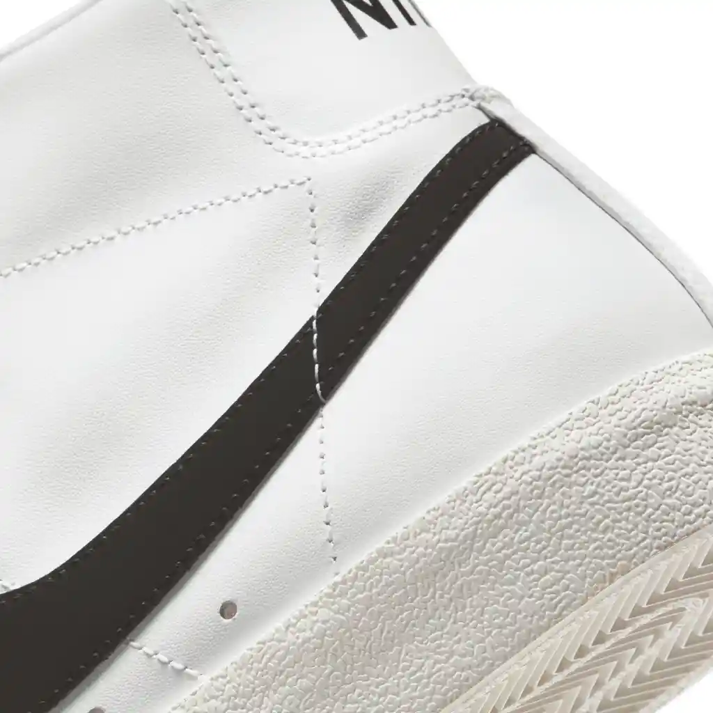 Blazer Mid "77 Vntg Talla 10.5 Zapatos Blanco Para Hombre Marca Nike Ref: Bq6806-100