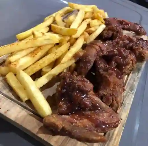 Alita De Pollo a La Bbq