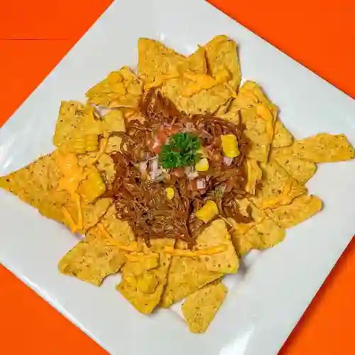 Nachos con Carne Desmechada