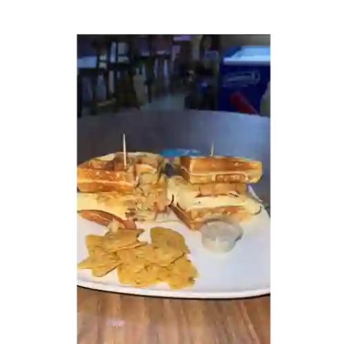 Waffle de Pollo