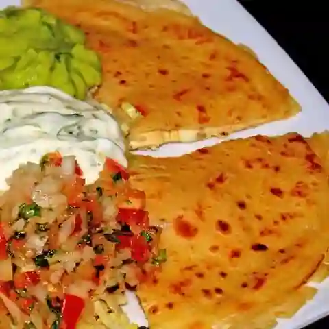 Quesadilla Hawaiana