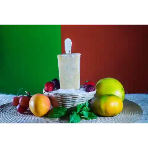 Paleta de Agua y Fruta de Mango Biche