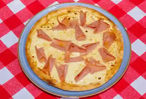 Pizza Jamón y Queso