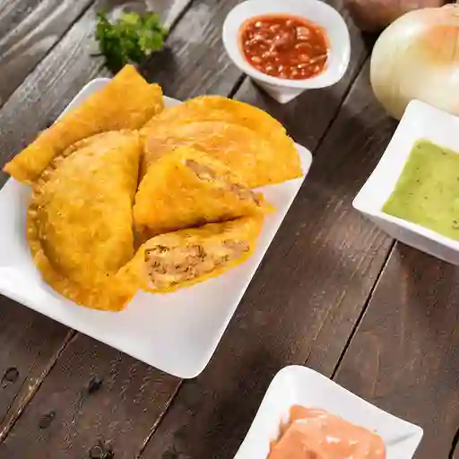 Promo 6 Empanadas Papa y Carne