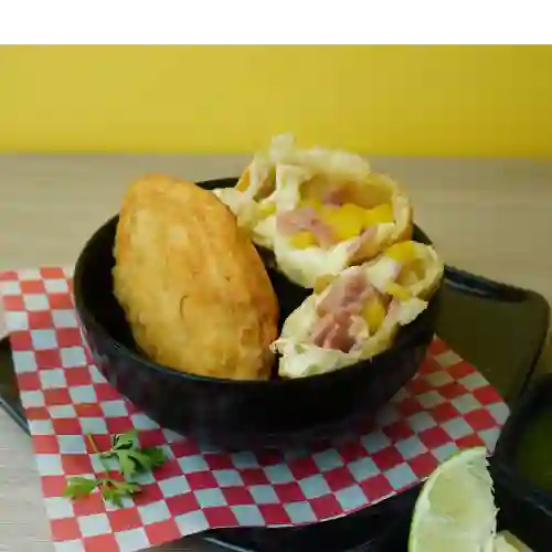 Empanada Hawaiana